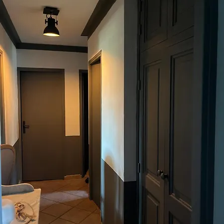 Maison En Pleine Campagne Avec Piscine *