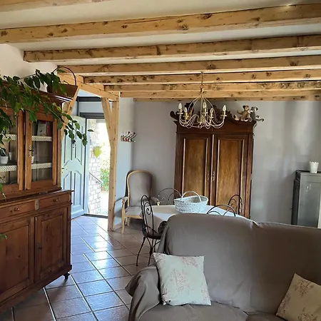 Holiday home Maison En Pleine Campagne Avec Piscine